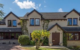 Tranquil Accommodation In A Great Location.